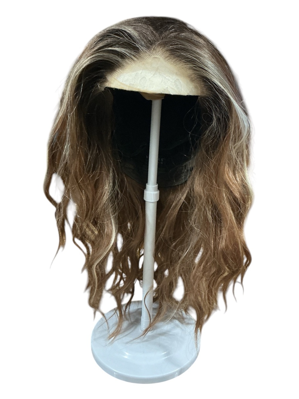 Nels Wigs. Women's Wavy Lace Front Wig in Light Brown with Blonde Highlights